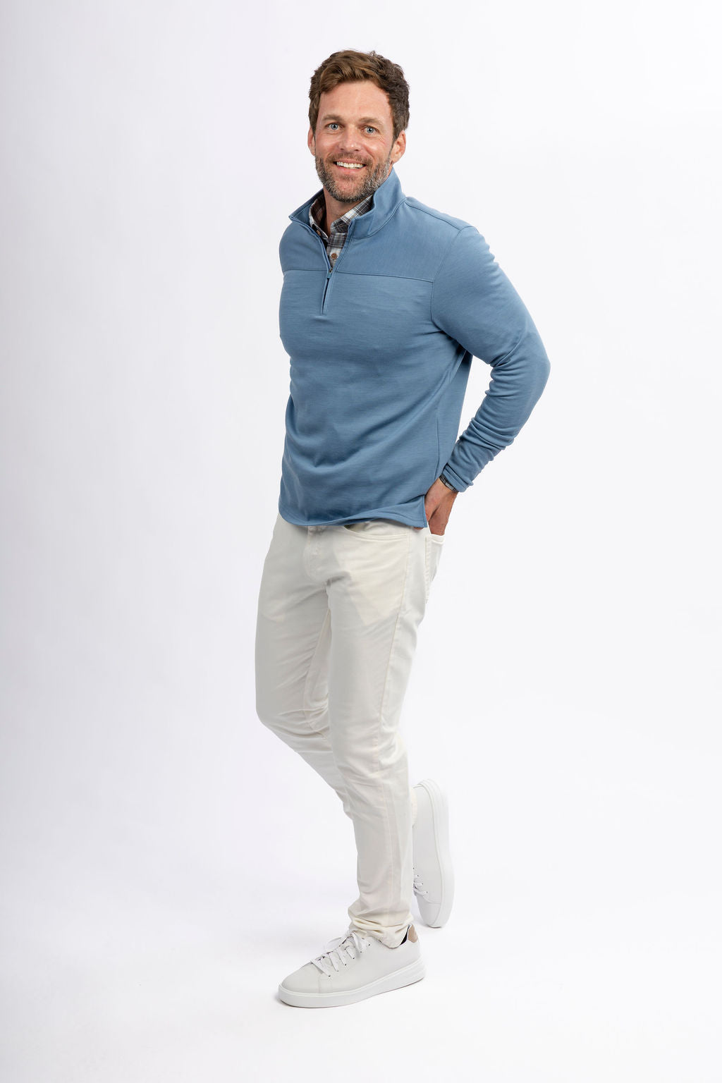 woolen-fleece-quarter-zip - Model
