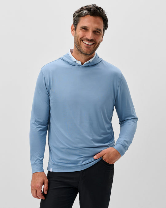 talon-featherweight-performance-hoodie - Model